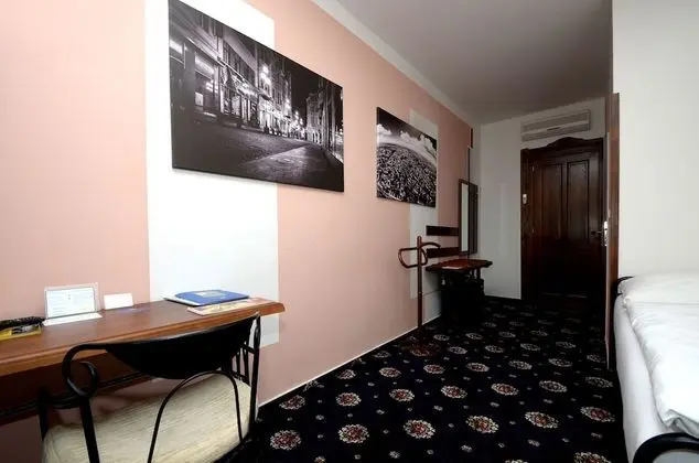 Comfort Tek Kişilik Oda