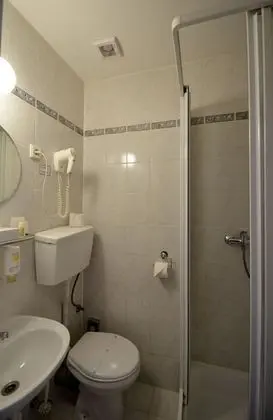Comfort Tek Kişilik Oda