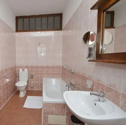 Junior Oda, Şehir Manzaralı