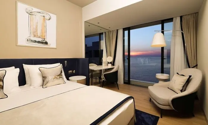 Süit, Deniz Manzaralı (Verudela)