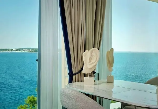 Superior Oda, Deniz Manzaralı (Collection)