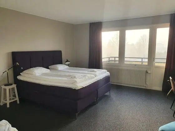 Family Oda (Shared Bathroom)