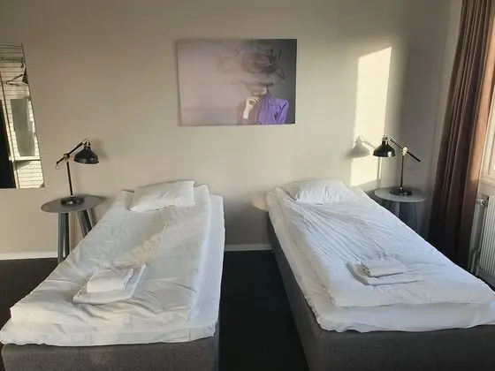 Family Oda (Shared Bathroom)