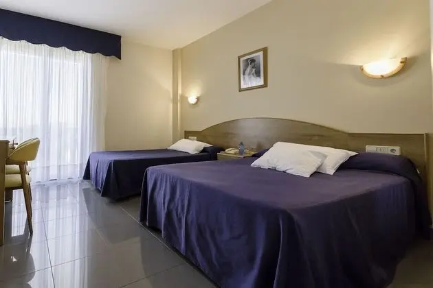 Standard Üç Kişilik Oda (2 Adults + 1 Chid)