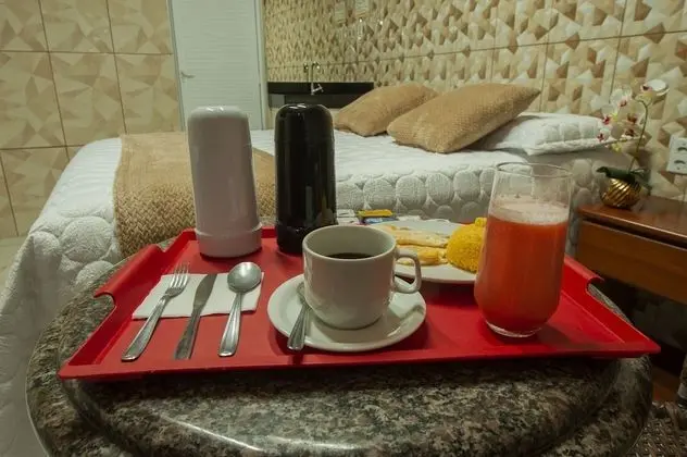 Üç Kişilik Oda, Birden Çok Yatak