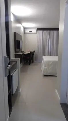 İki Ayrı Yataklı Oda, Havuz Manzaralı