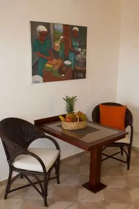 Family Tek Büyük Yataklı Oda