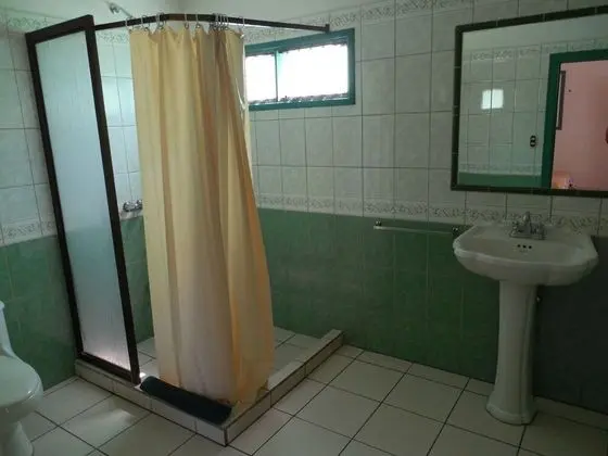 Deluxe Tek Büyük Yataklı Oda, 2 Büyük (Queen) Boy Yatak, Özel Banyo, Bahçeli