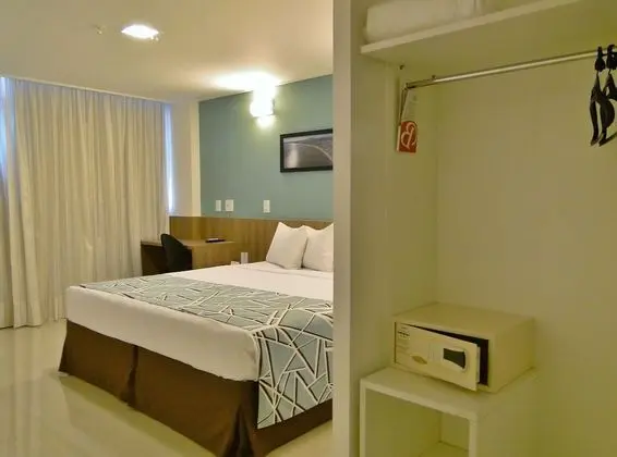 Quarto Duplo Luxo Lateral, 1 Cama de Casal