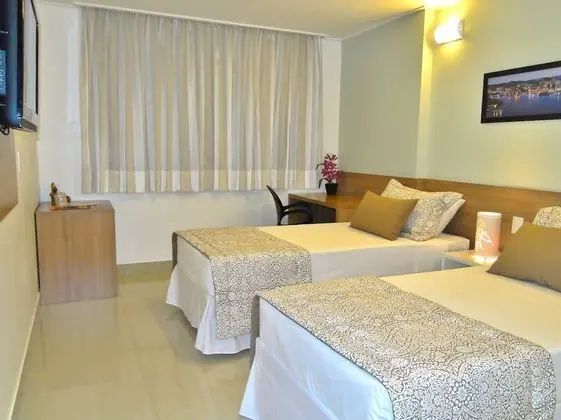 Quarto Duplo Luxo Lateral, 2 Camas de Solteiro