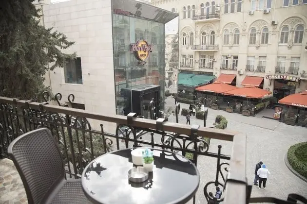 Deluxe Tek Büyük veya İki Ayrı Yataklı Oda