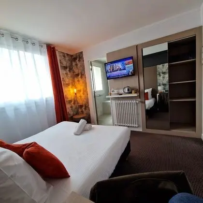 Comfort Tek Büyük Yataklı Oda