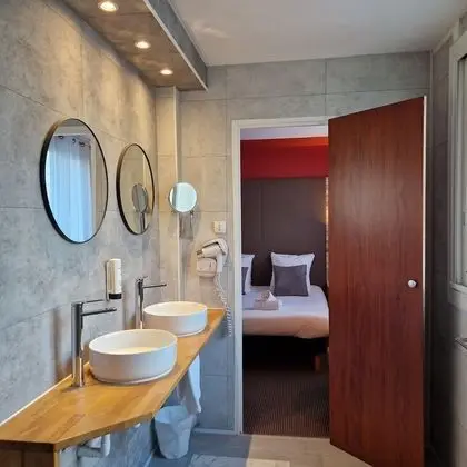 Comfort Tek Büyük Yataklı Oda