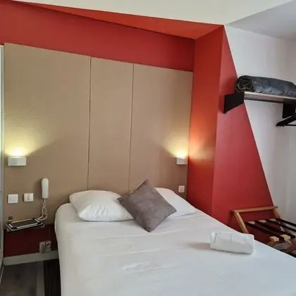 Tek Büyük Yataklı Oda