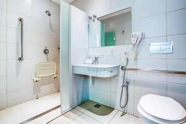 Standard Tek Büyük Yataklı Oda, Engellilere Uygun