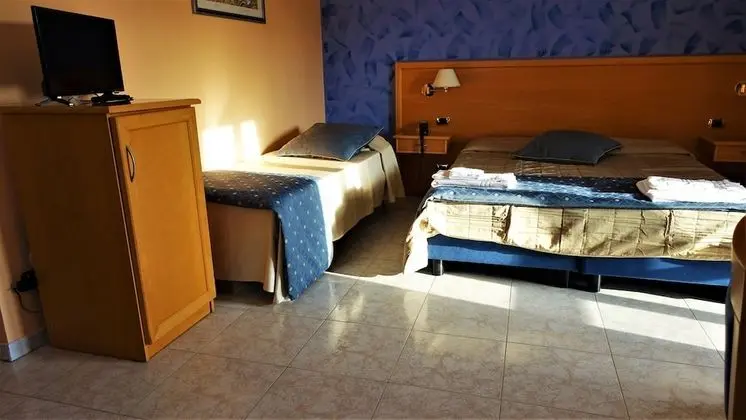 Basic Dört Kişilik Oda