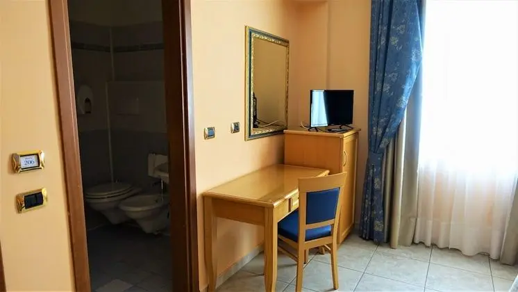 Basic Dört Kişilik Oda