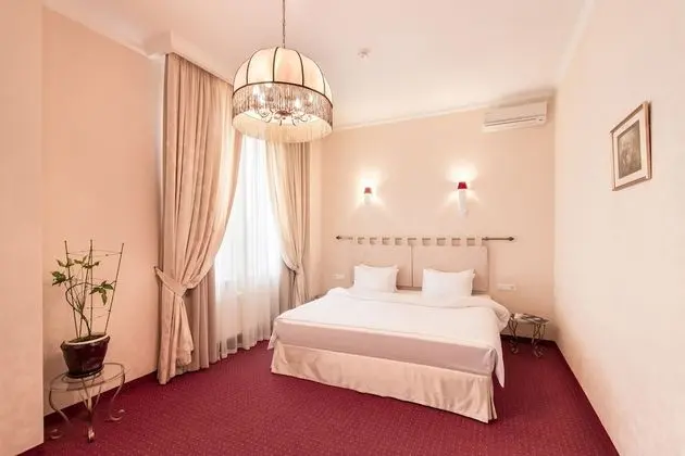 Comfort Tek Büyük veya İki Ayrı Yataklı Oda
