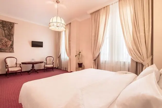 Comfort Tek Büyük veya İki Ayrı Yataklı Oda