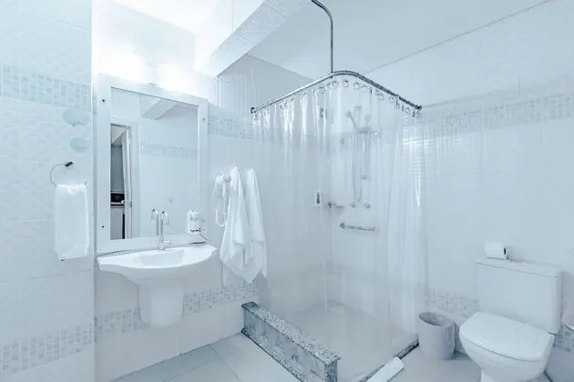 Quarto triplo executivo