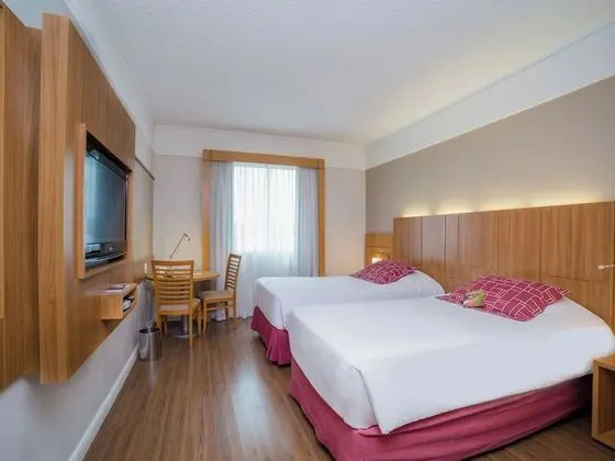 Luxury İki Ayrı Yataklı Oda