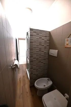 Comfort Tek Büyük veya İki Ayrı Yataklı Oda, Engellilere Uygun, Banyolu/Duşlu