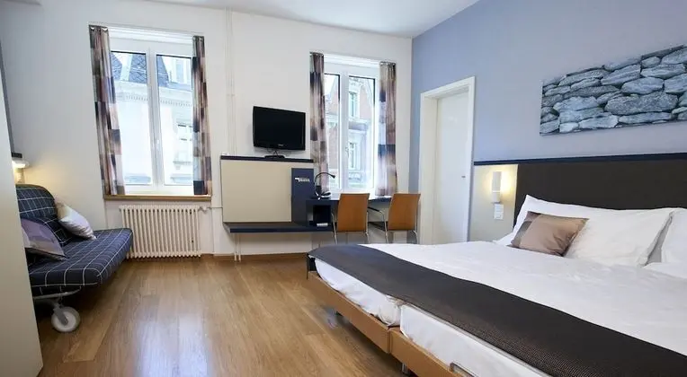 Large Double Room