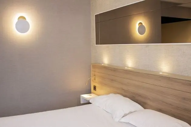 Premium Tek Büyük Yataklı Oda, Banyolu/Duşlu