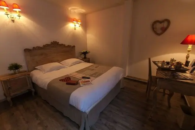 Comfort Tek Büyük Yataklı Oda