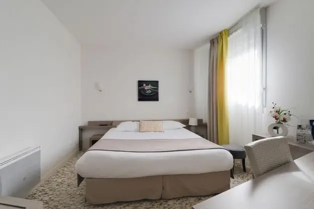 Comfort Büyük Yataklı Tek Kişilik Oda