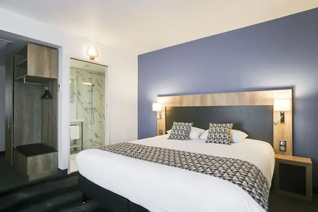 Standard Tek Büyük Yataklı Oda