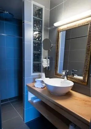 Superior Tek Büyük veya İki Ayrı Yataklı Oda