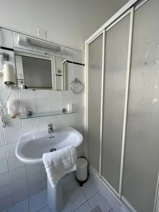 İki Ayrı Yataklı Oda, 2 Tek Kişilik Yatak