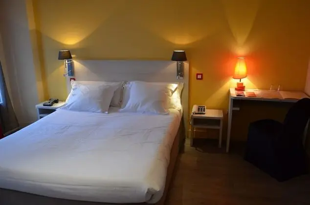 Comfort Tek Büyük Yataklı Oda