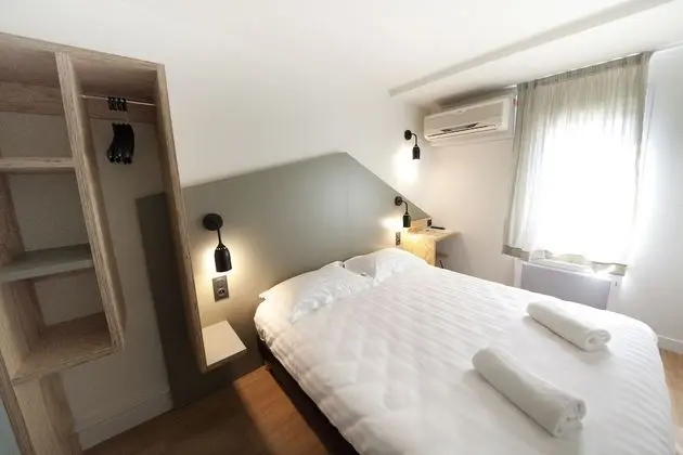 Standard Tek Büyük Yataklı Oda