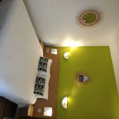 Tek Büyük Yataklı Oda, Şehir Manzaralı