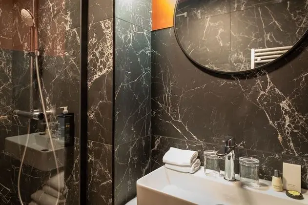 Superior Tek Büyük Yataklı Oda