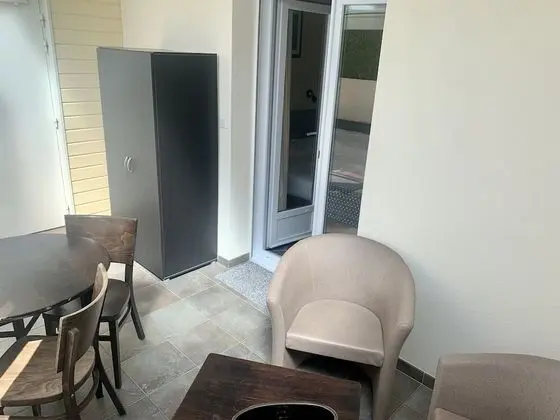 Üç Kişilik Oda