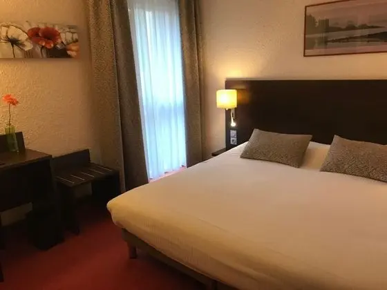 Superior Tek Büyük Yataklı Oda (Shower)