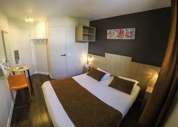 Standard Büyük Yataklı Tek Kişilik Oda