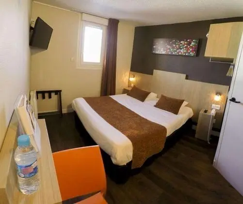 Standard Büyük Yataklı Tek Kişilik Oda