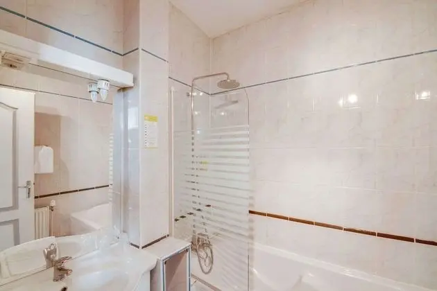 Tek Büyük Yataklı Oda, 1 Büyük (Queen) Boy Yatak (Charme, Hôtel)