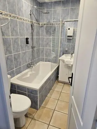 Tek Büyük Yataklı Oda, 1 Büyük (Queen) Boy Yatak (Charme, Hôtel)