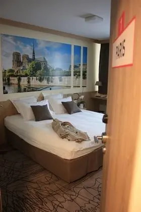 Classic Tek Büyük Yataklı Oda