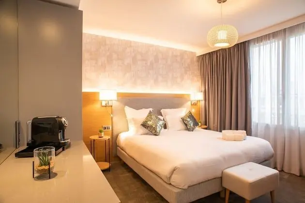 Comfort Tek Büyük Yataklı Oda