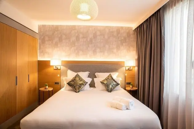 Comfort Tek Büyük Yataklı Oda
