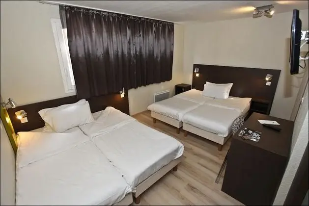 Standard Dört Kişilik Oda