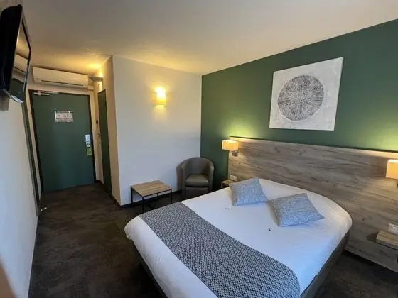 Comfort Tek Büyük Yataklı Oda