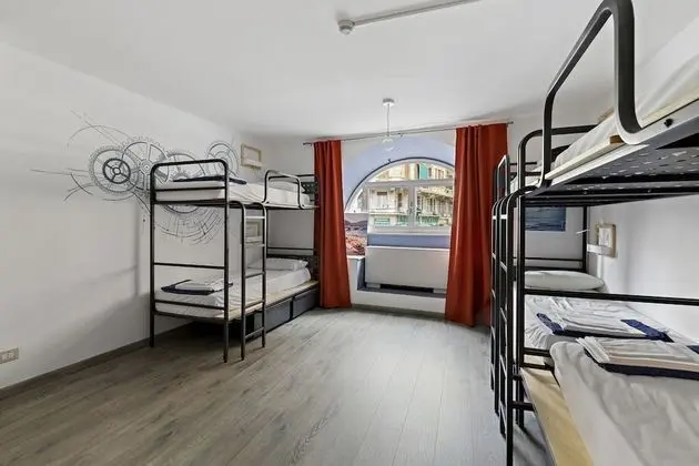 Ortak Ranzalı Oda, Karma Ranzalı Oda (5 people)