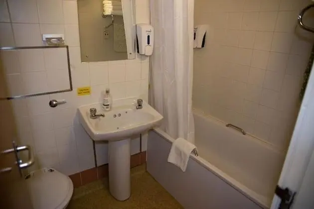 Standard Tek Büyük veya İki Ayrı Yataklı Oda